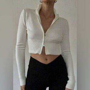 Urban Outfitters Cream Zip-Up Sweater M